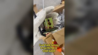 8-94316190-0 8943161900 ISUZU NKR NPR NHR NKR77 4JH1에 적합한 하위 연료 탱크 장치