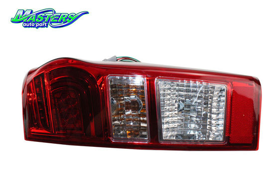 주문 2017 ISUZU DMAX LED 레드 테일 라이트 8982222811 8982222821 89822228212R online manufacture
