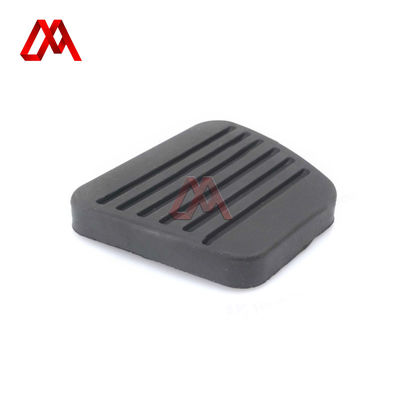 Brake and Clutch Pedal Pad Cover 8-97853-413-2 8-97853413-2 8978534132 for ISUZU Vehicles 
