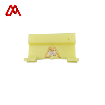 Door Glass Holder Suitable For ISUZU NKR77 4JH1 8-97852076-1 8978520761