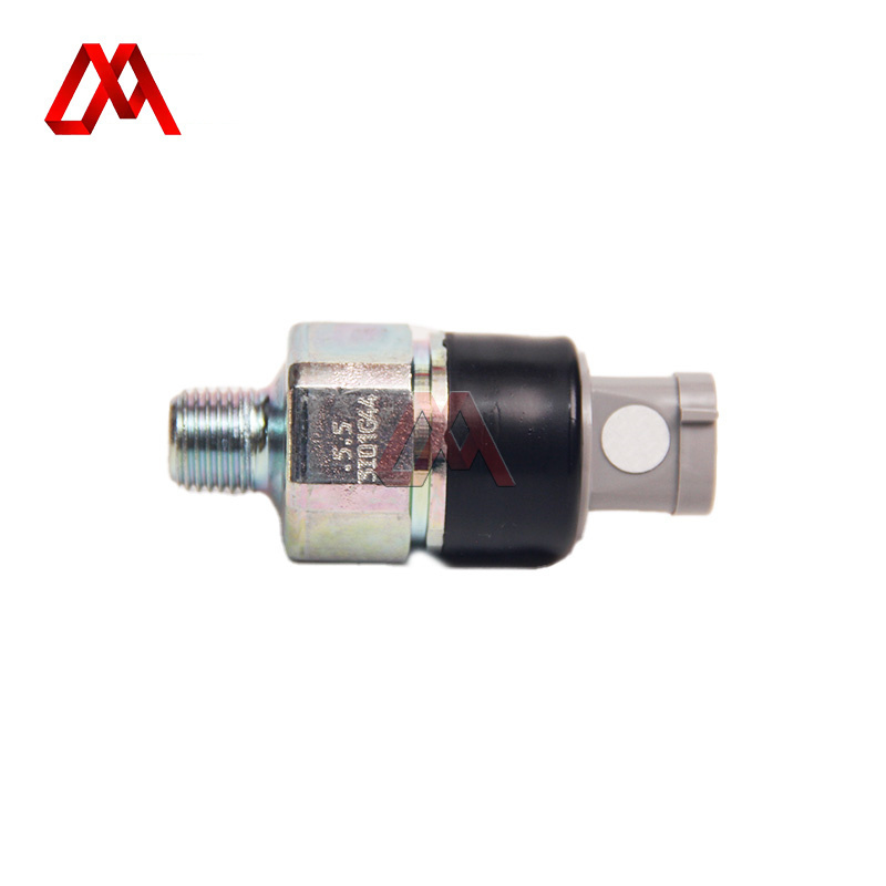 ODM Engine Pressure Switch Replacement 8976092490 For ISUZU VC46